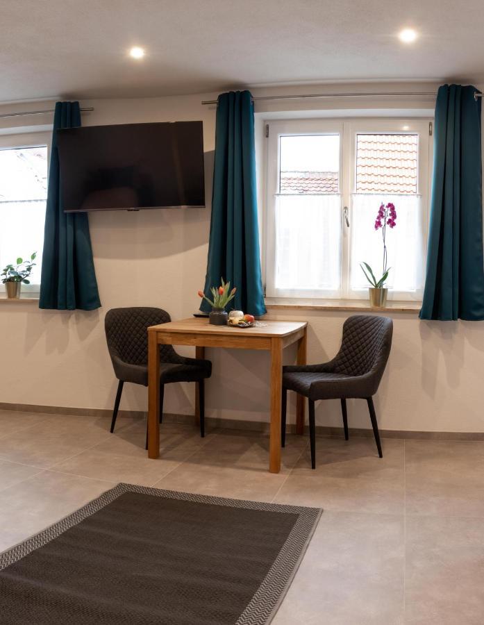 Apartment Alte Raiffeisenkasse Rothenburg Ob Der Tauber Eksteriør billede