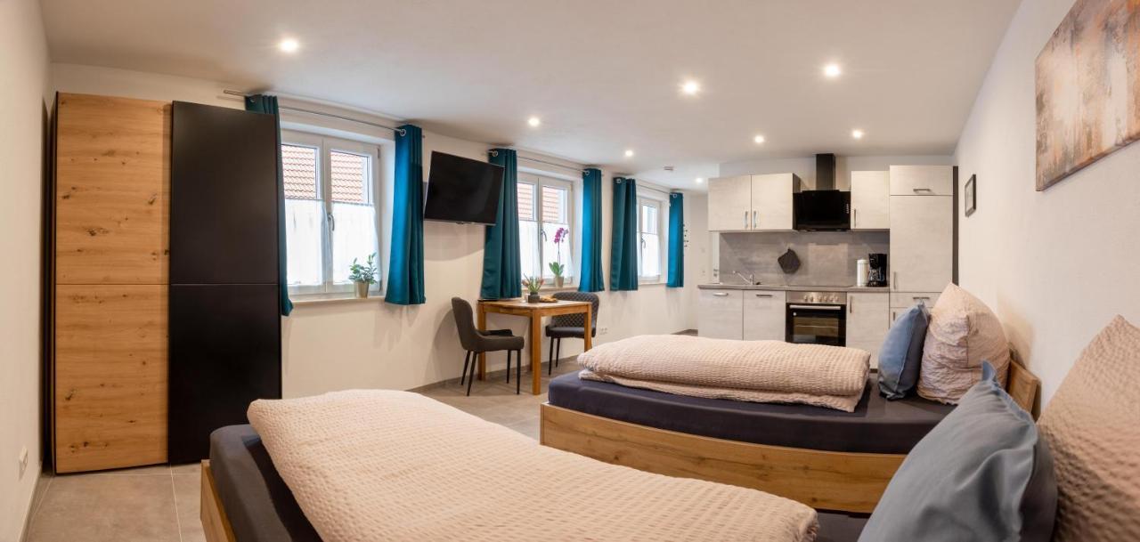 Apartment Alte Raiffeisenkasse Rothenburg Ob Der Tauber Eksteriør billede