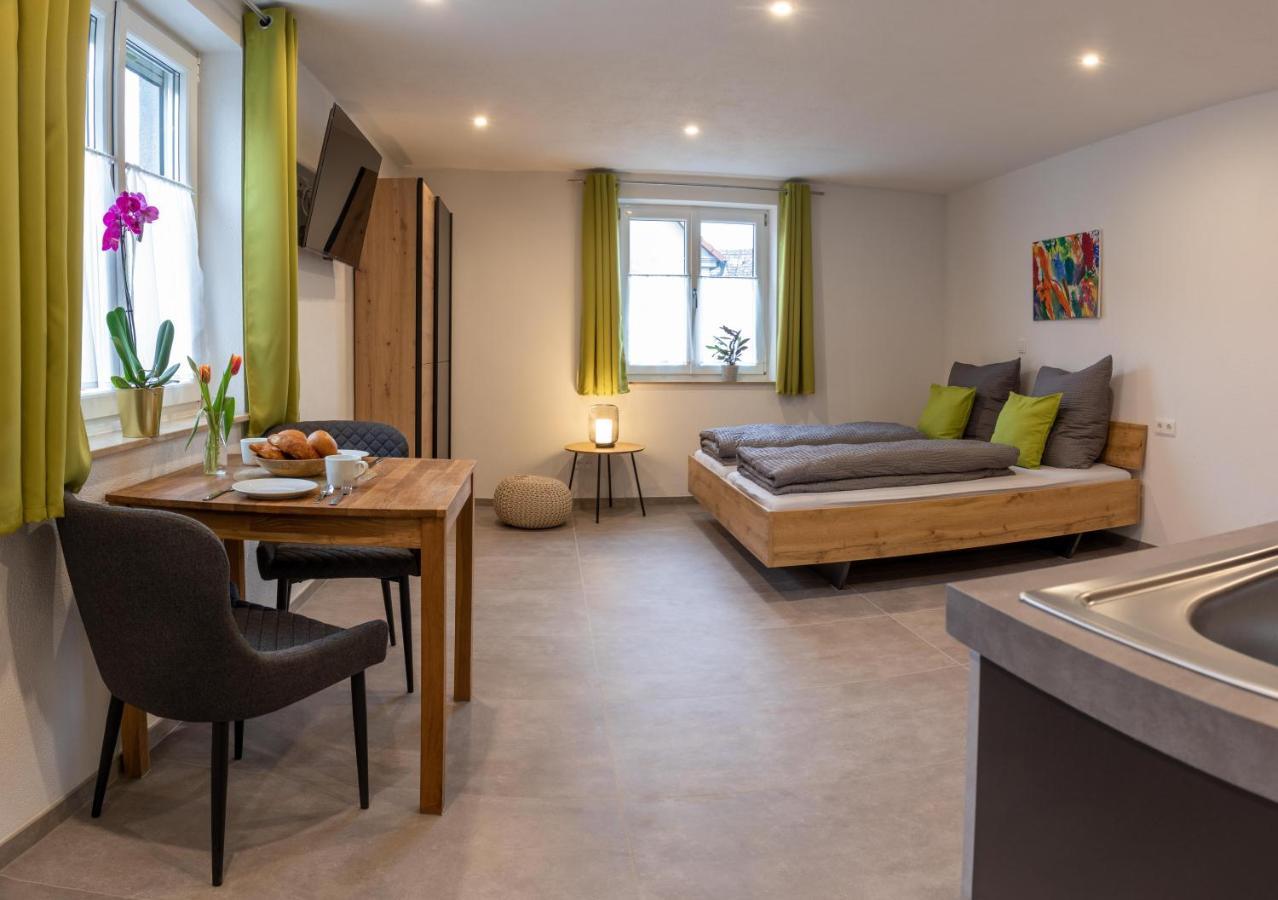Apartment Alte Raiffeisenkasse Rothenburg Ob Der Tauber Eksteriør billede