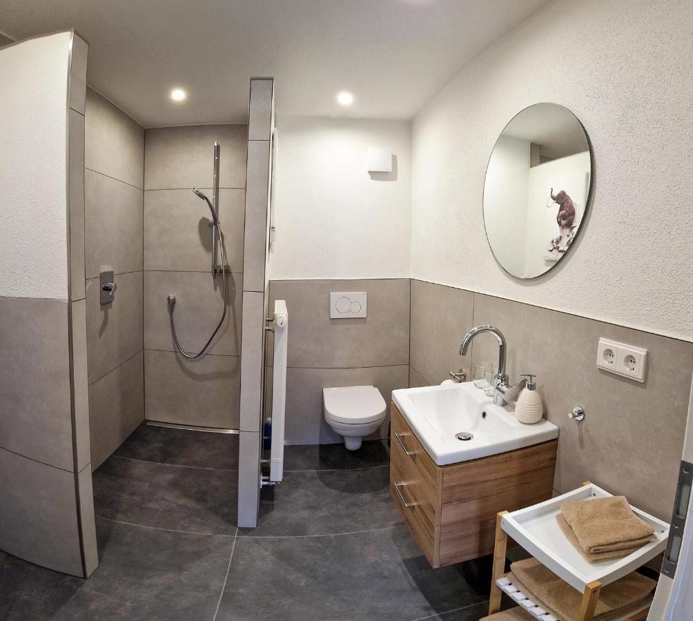 Apartment Alte Raiffeisenkasse Rothenburg Ob Der Tauber Eksteriør billede