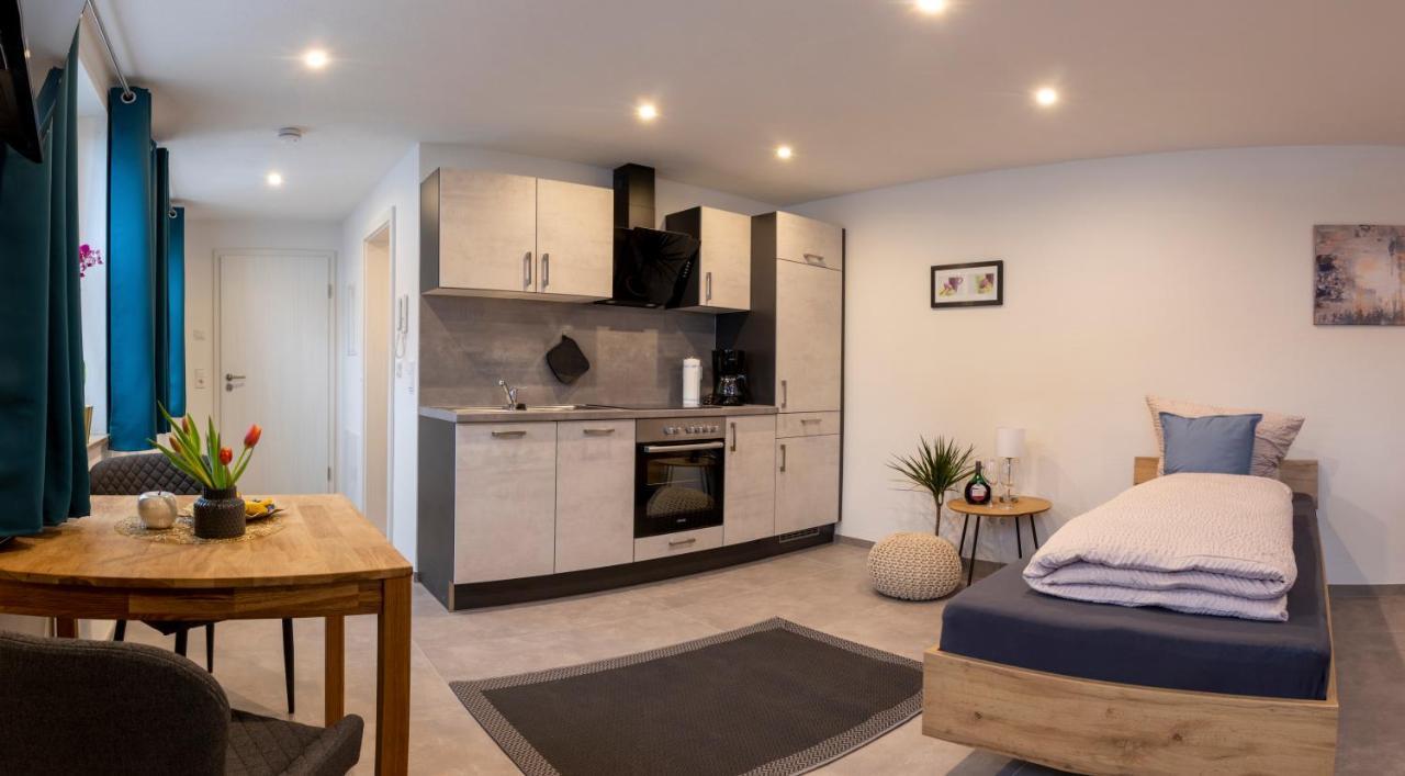 Apartment Alte Raiffeisenkasse Rothenburg Ob Der Tauber Eksteriør billede